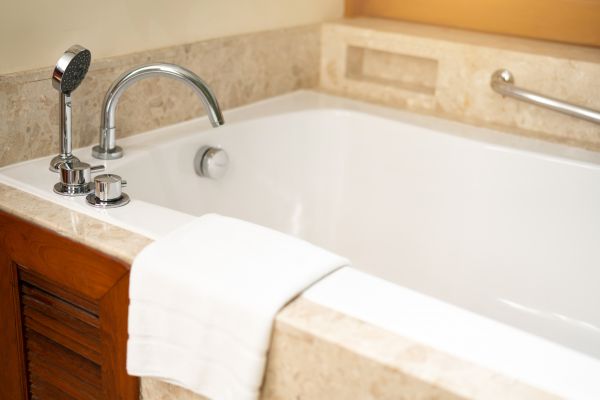Cost of Tub Faucet Repair in Kansas City